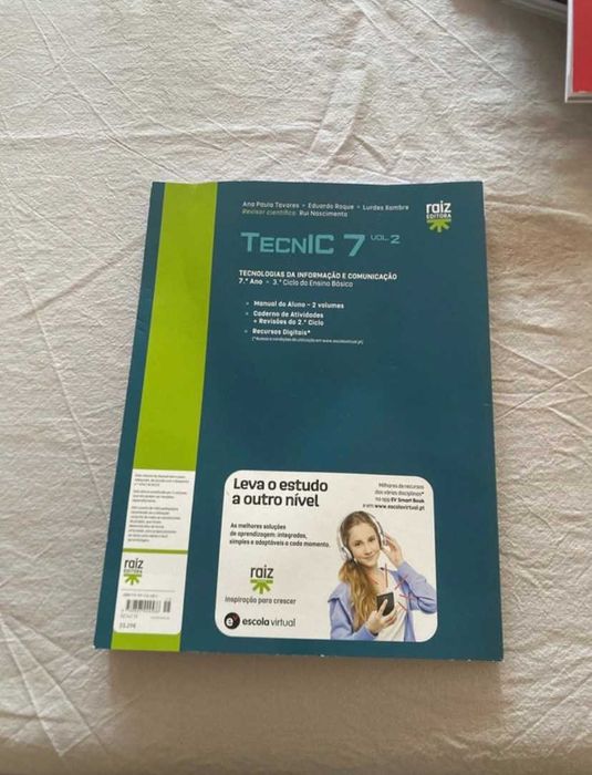 Vendo manuais de Tic do  7º ano novos