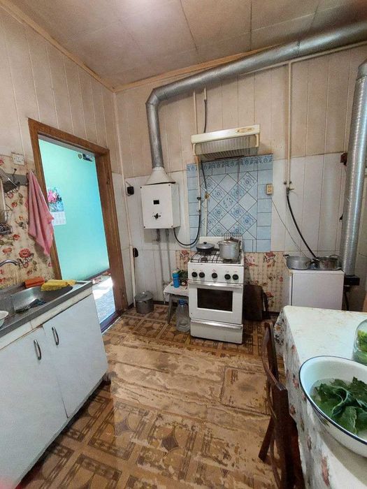 Продам 1\2 частину будинку с. Зідьки