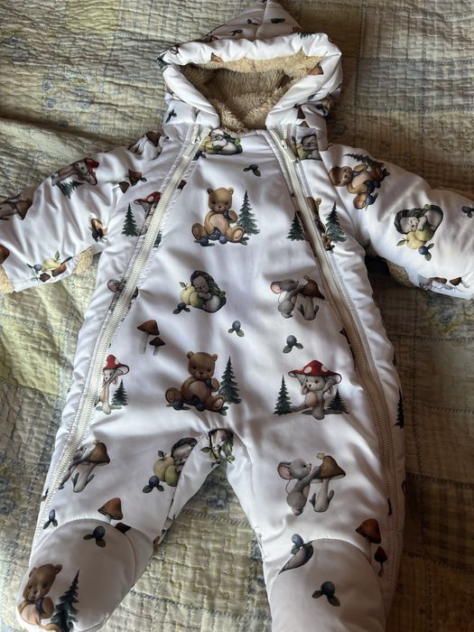 Продам детский зимний комбинезон