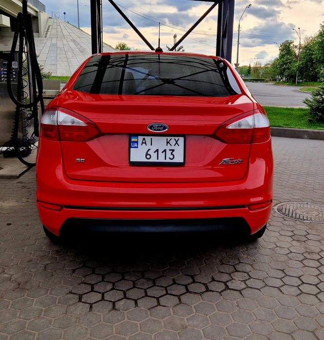 Двигун 1.6 бензин. Автомат