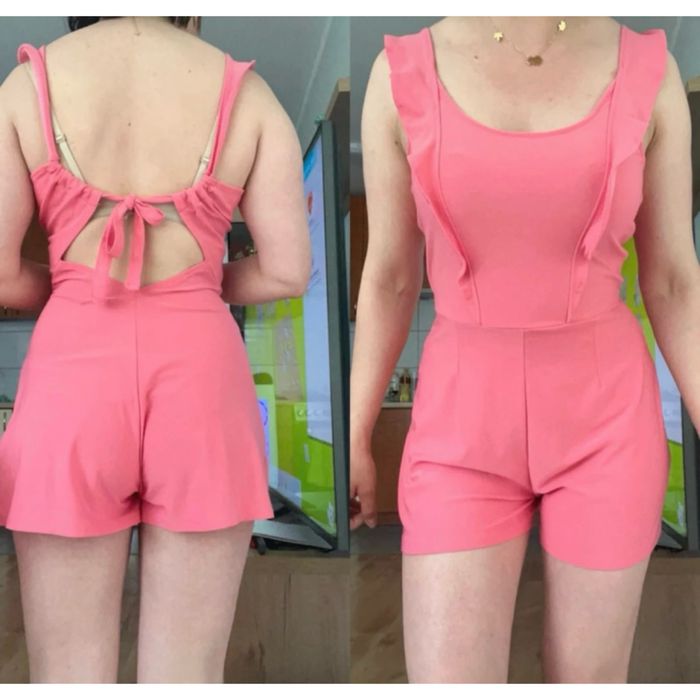 Kombinezon hm ramiączka falbanki cukierkowy krótki kokardka plecy