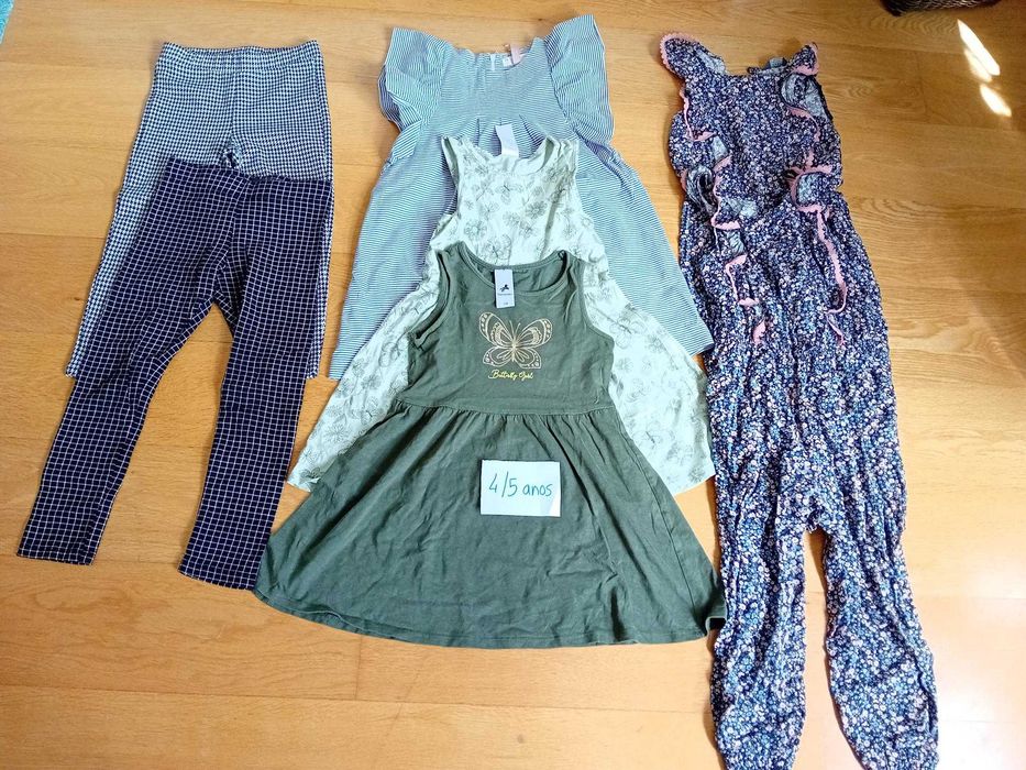 Lote de roupa de menina - 3/4 e 4/5 anos