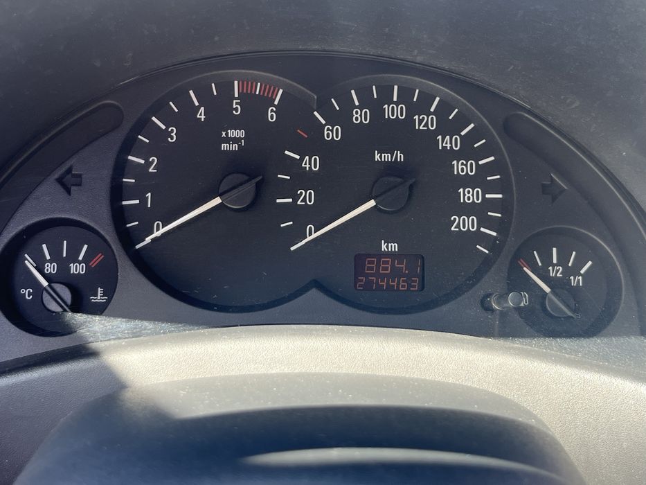 Opel Corsa comercial - 1.3 CTDI - muito bem estimado