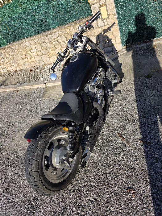 Hyosung  gv aquila  2.5