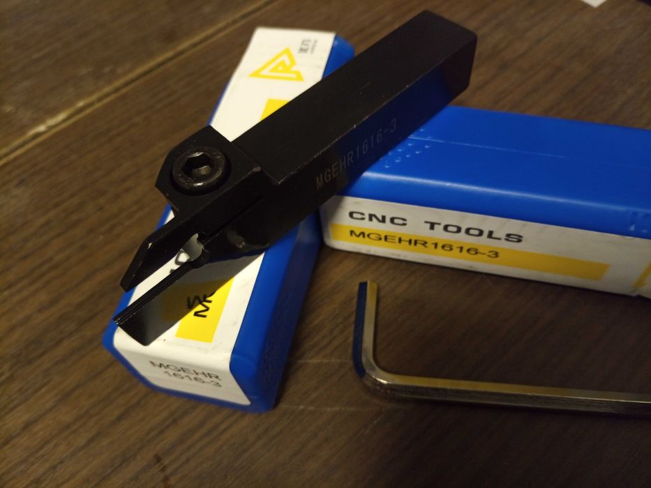 Резец токарный отрезной, канавочный MGEHR1616-2, 3