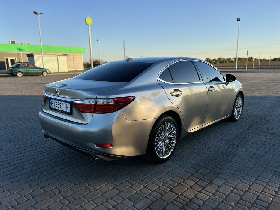 Lexus ES 350 2014 року
