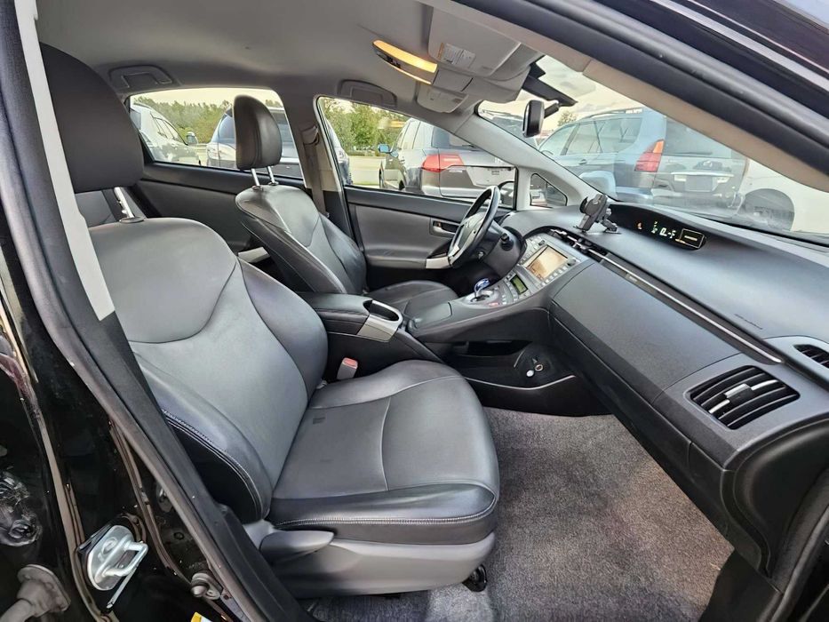 Toyota Prius      2014