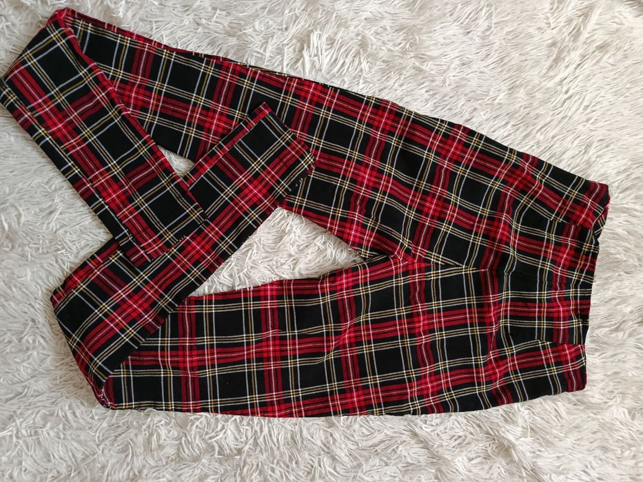 Legginsy New Look r. 34 (XS) – krata, elastyczne, wysoki komfort, suwa