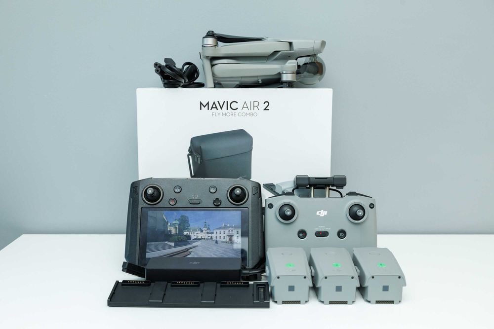 DJI Mavic Air 2 Fly More Combo + Smart Controller