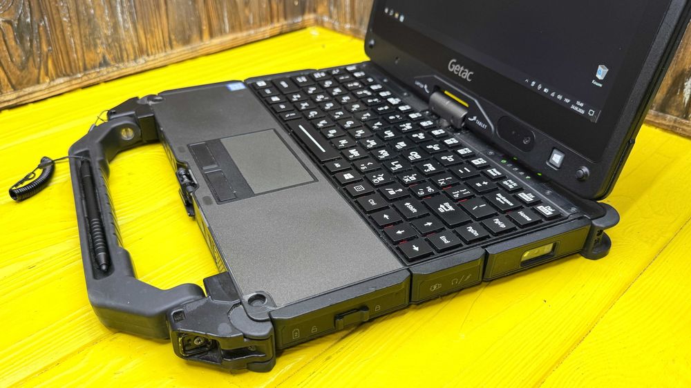 РОЗПРОДАЖ! Захищений Ноутбук-Трансформер Getac V110 G4 /11.6"/2АКБ/Core i7-7500U