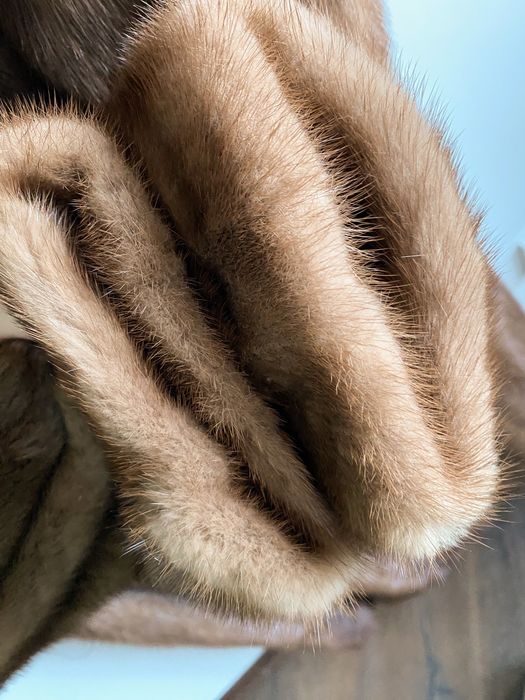 Шикарна норкова шуба (Helsinki)