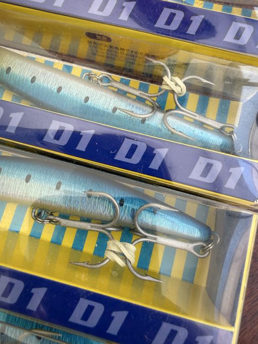 D1 Minnows – Azul Metálico 3D – Ação Realista – Novos e Selados