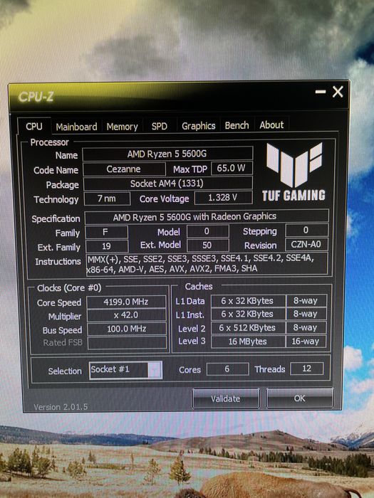 Komputer stacjonarny asus