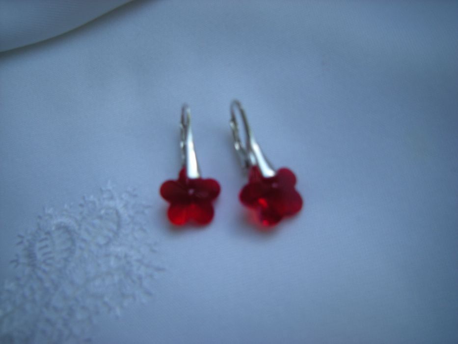 kolczyki 2.5cm czerwone kwiatuszki 12mm Swarovski