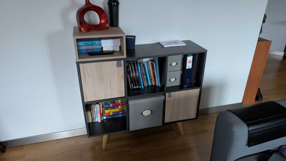 Estante/armário de arrumação preto e bege como novo