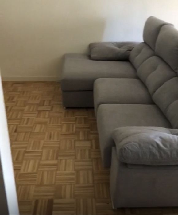 sofa chaise longue e restantes acentos extenciveis como novo