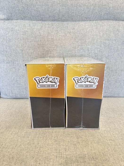 Pokémon 30th celebration Elite trainer box  x2