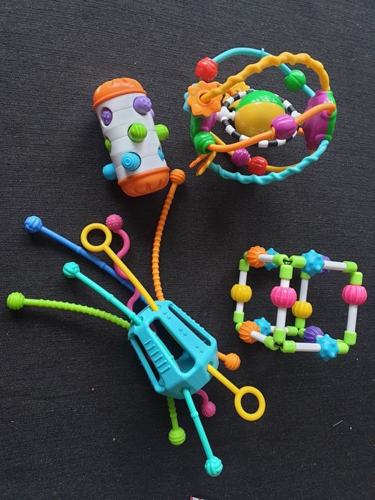 Zestaw zabawek dla niemowląt