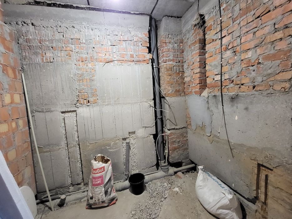 Продам квартиру в цоколі з частковим  ремонтом, ЖК Буча Квартал