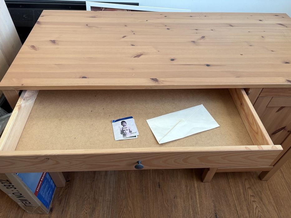 [rezerwacja] Biurko Ikea Hemnes