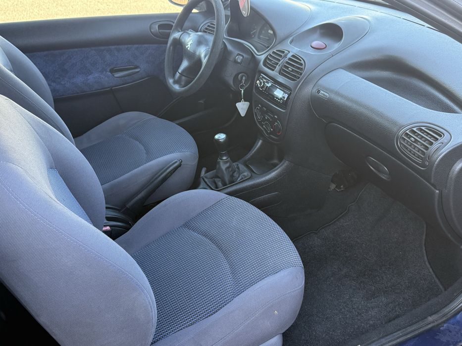 Peugeot 206 Comercial (245 mil quilometros)