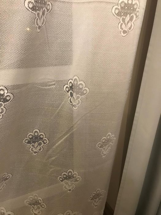 2 firany w różnych rozmiarach