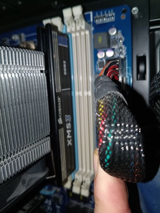 AMD Phenom II X4 | 16GB RAM (Obsługuje 32GB!) | GA-MA790XT-UD4P | XFX