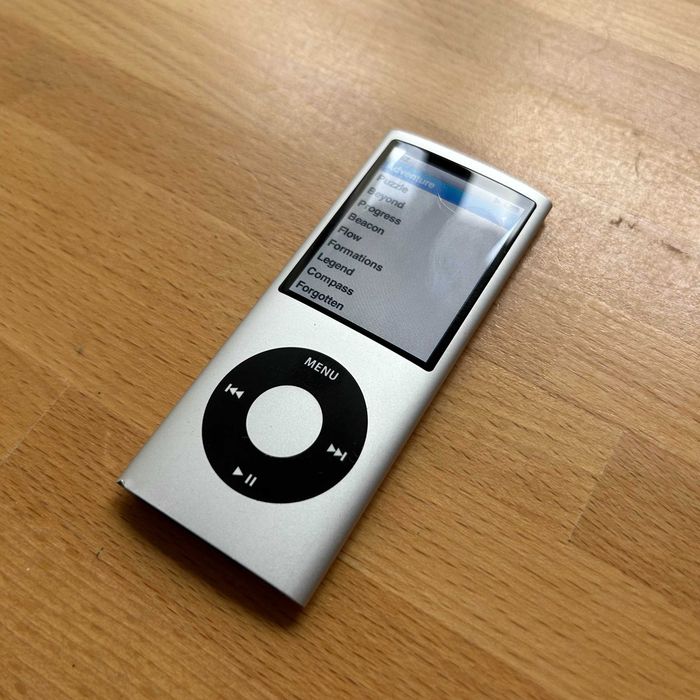 Apple iPod 4GB - srebrny mp3 [Retro]