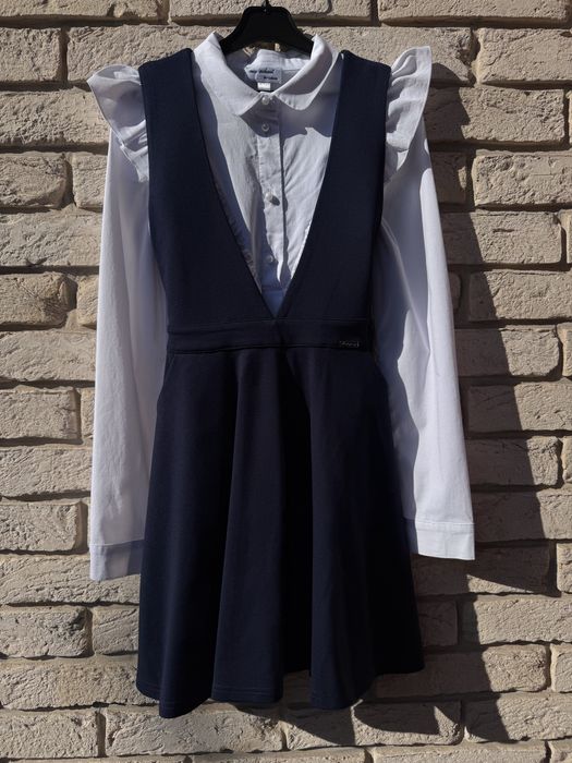 Продам сарафан с белой блузкой