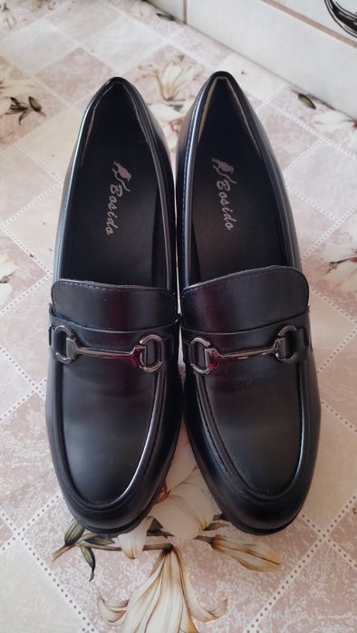 Buty damskie mokasyny