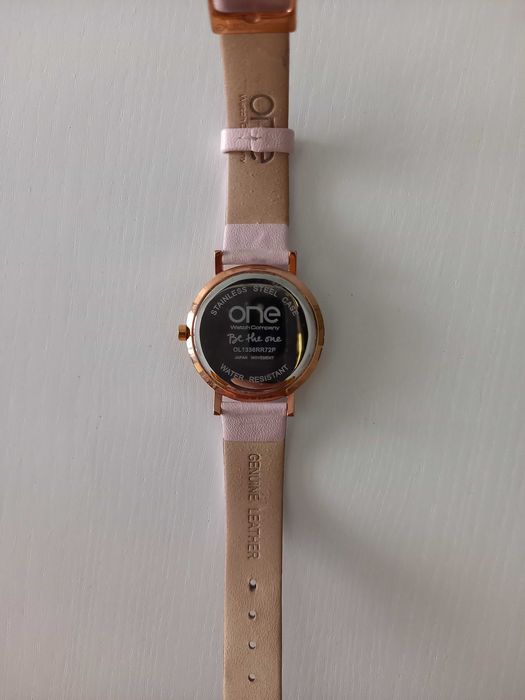 Relógio One Rose Gold