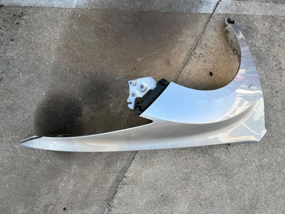 Guarda-lamas direito Mazda 6 ano 2009
