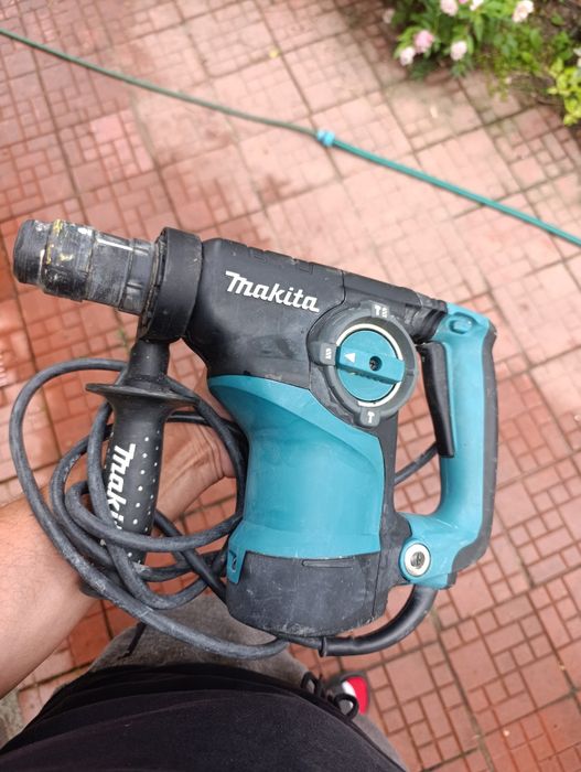 Makita. Młotowiertarka.