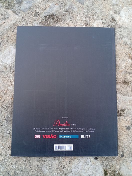 Livro Amália Sempre – 29 Retratos de Silva Nogueira