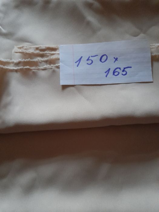 Костюмна тканина, колір класичний бежевий