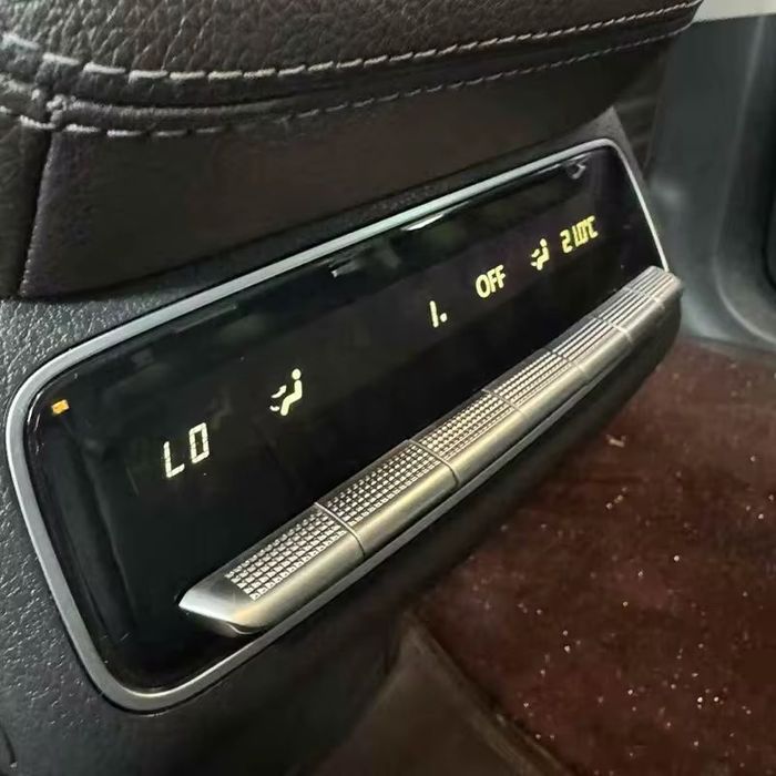 Экран табло заднего климата mercedes GLS GLE X167 W167