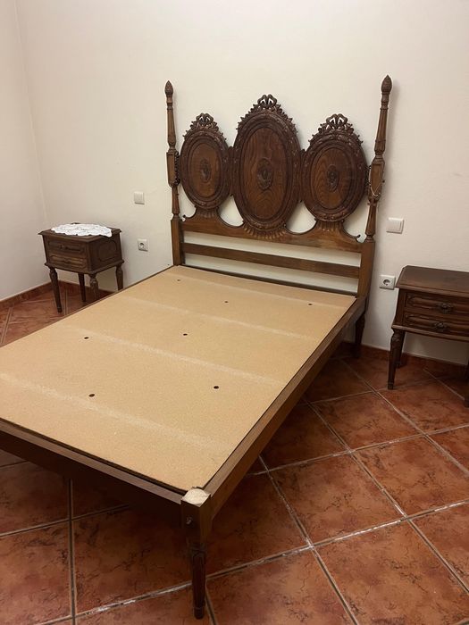 Cama de casal em otimas condições
