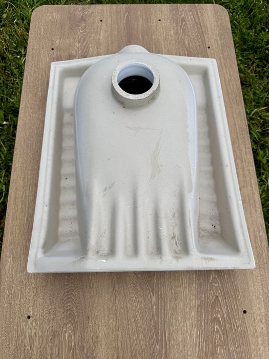 Toaleta WC kucana turecka AGADI CeraStyle