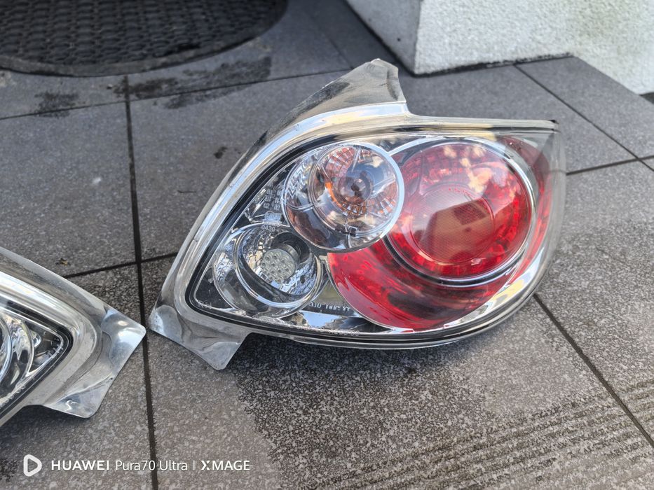 Lampy tylne peguot 206