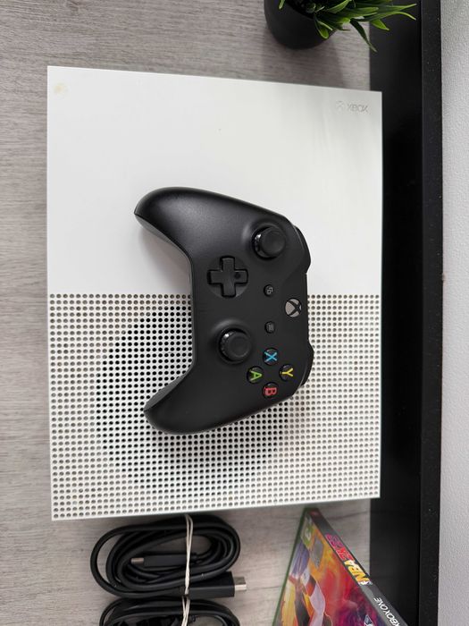 [Xbox] Konsola Xbox One S + Pad + Gra NBA 2K23