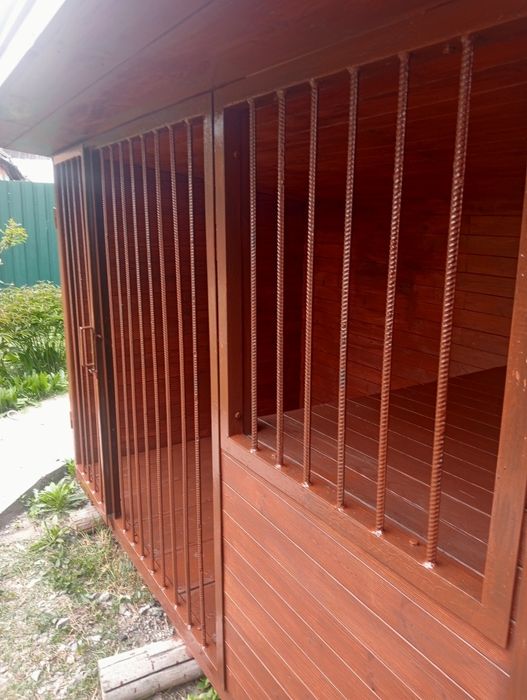 Продається дерев'яний вольєр для собаки