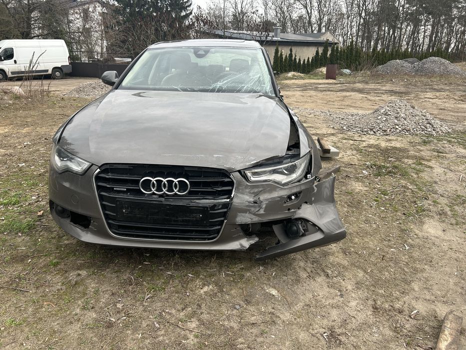 Audi A6 Quattro C7 2011r. Uszkodzone!