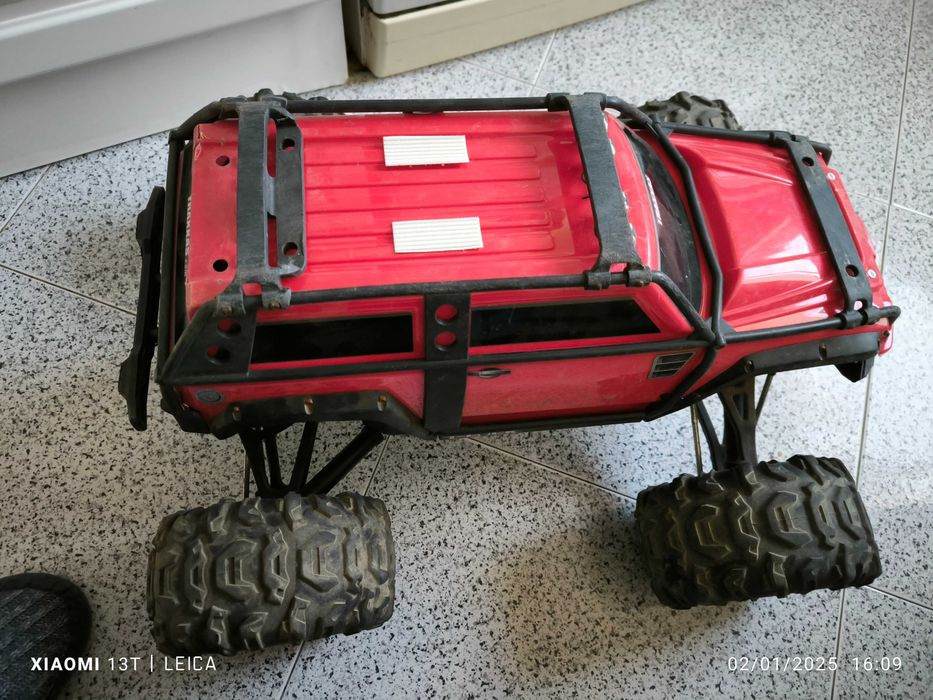 Carro RC Traxxas Summit 1/10