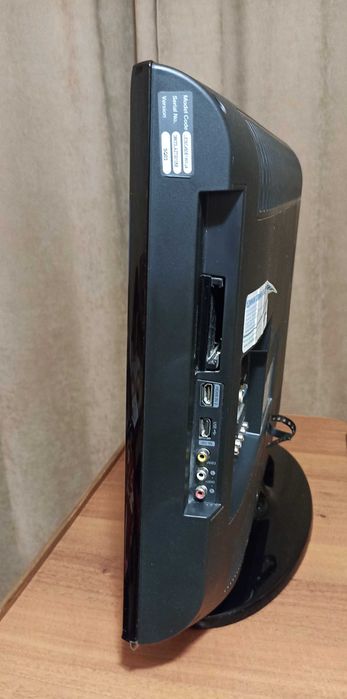 Телевизор Samsung LE26C450E1W, б/у, на запчасти