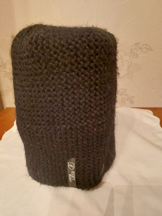 Зимові шапочки жіночі