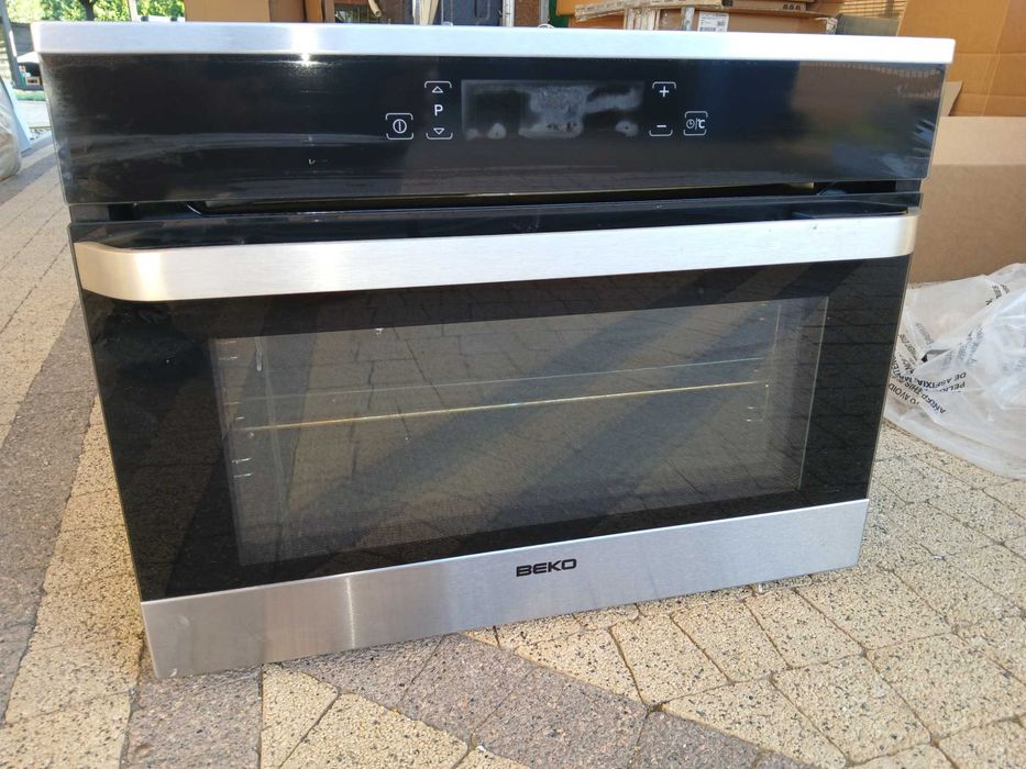 Piekarnik do zabudowy BEKO 60cm x 45cm BEKO OCM 25600 X