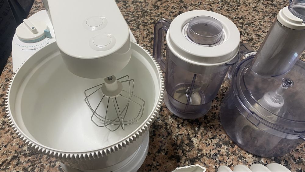 Processador de Alimentos Philips HR7805/A – Completo (600W)