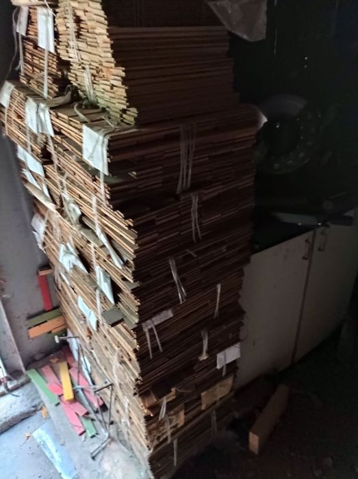 Паркет дуб  новий витриманий часом СССР  за  метр квалр.