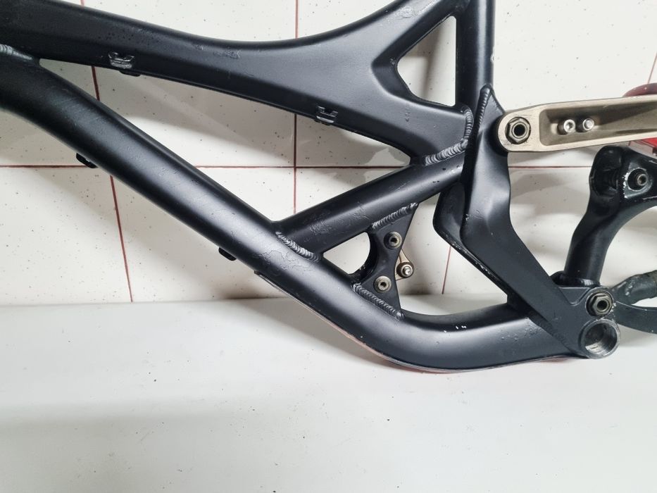 Specialized demo 8
