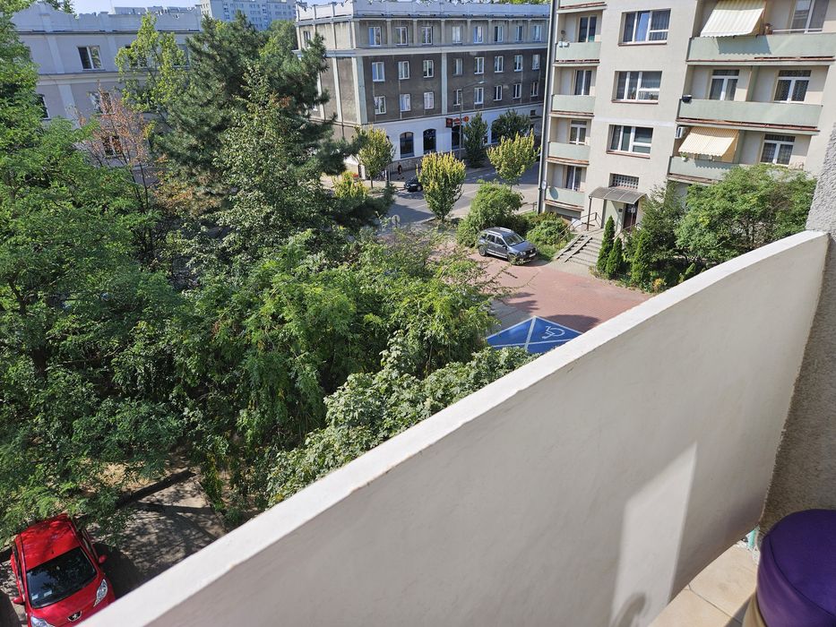 Сдаётся комната 11 м² для студента в двухкомнатной квартире, район Wola